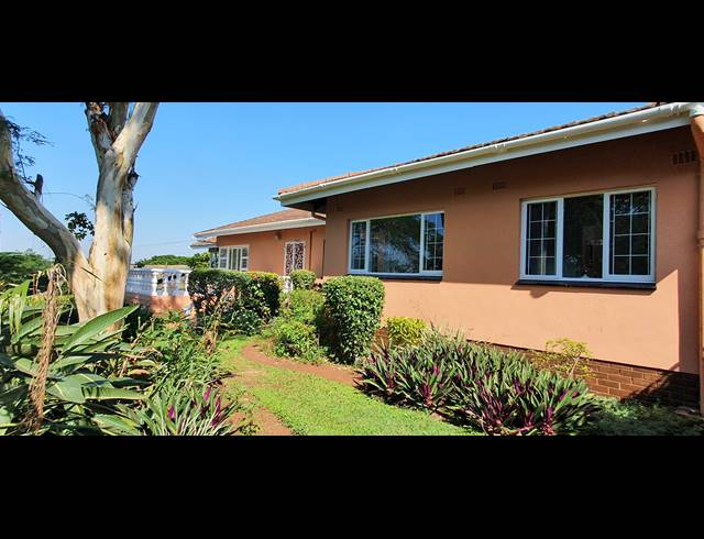 4 BEDROOM FREESTANDING FOR SALE IN DAWNCLIFFE
